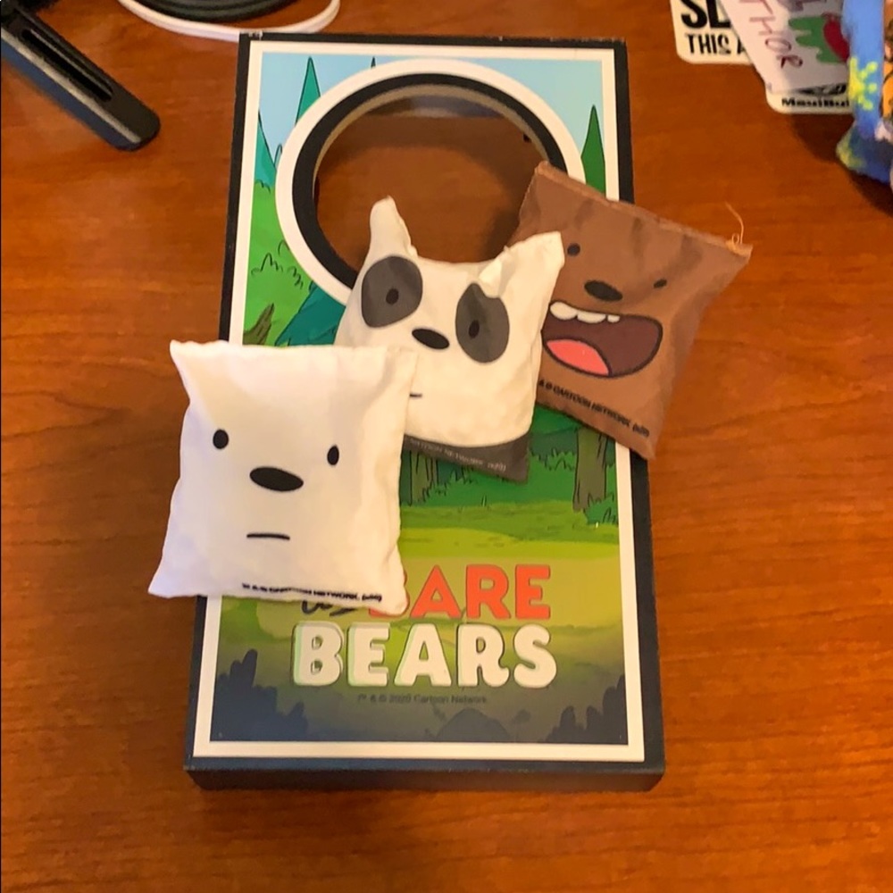 NWOT We Bare Bears mini cornhole